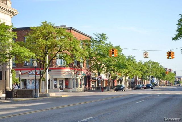 4106 Elmhurst Avenue, Royal Oak, MI 48073