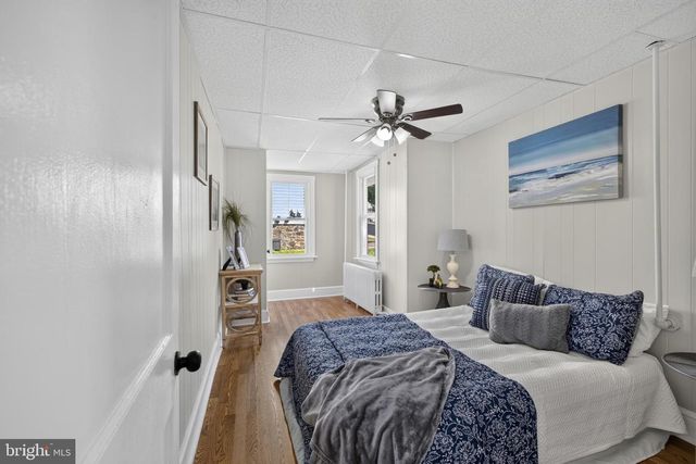 908 PRICE ST, Marcus Hook, PA 19061