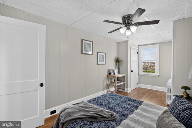 908 PRICE ST, Marcus Hook, PA 19061