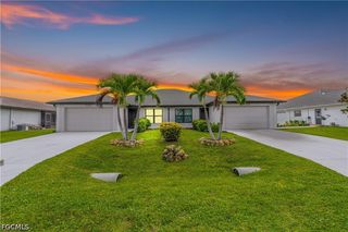 3509 SW Santa Barbara PL, Cape Coral, FL 33914