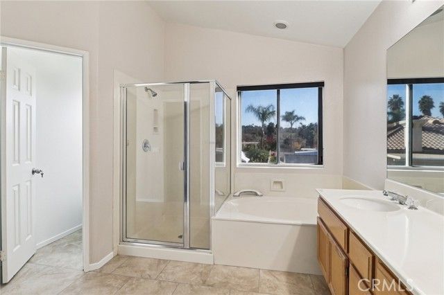 5667 Dartmoor Circle, Oceanside, CA 92057