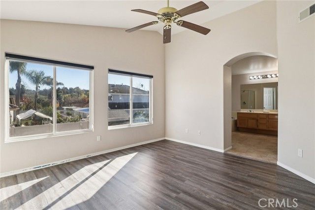 5667 Dartmoor Circle, Oceanside, CA 92057