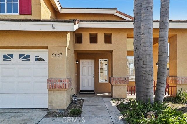 5667 Dartmoor Circle, Oceanside, CA 92057