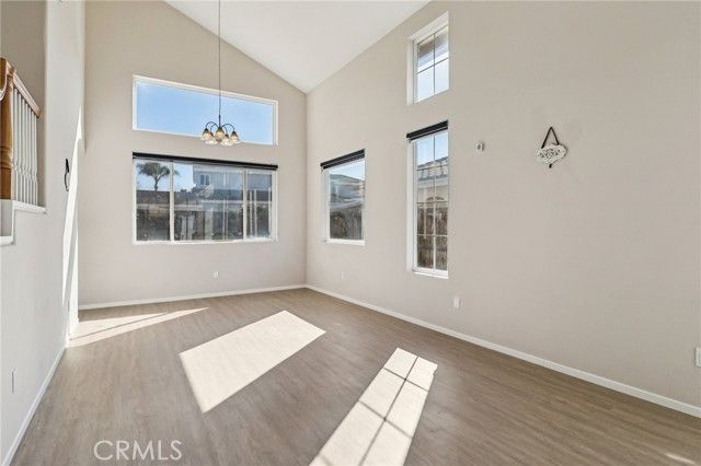 5667 Dartmoor Circle, Oceanside, CA 92057