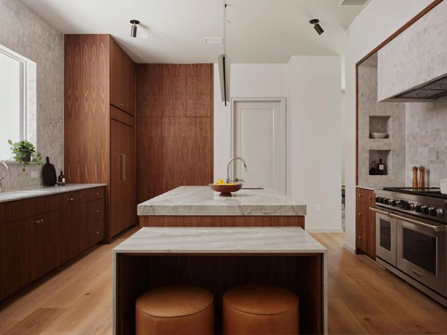 1901 Toro Canyon RD, Austin, TX 78746