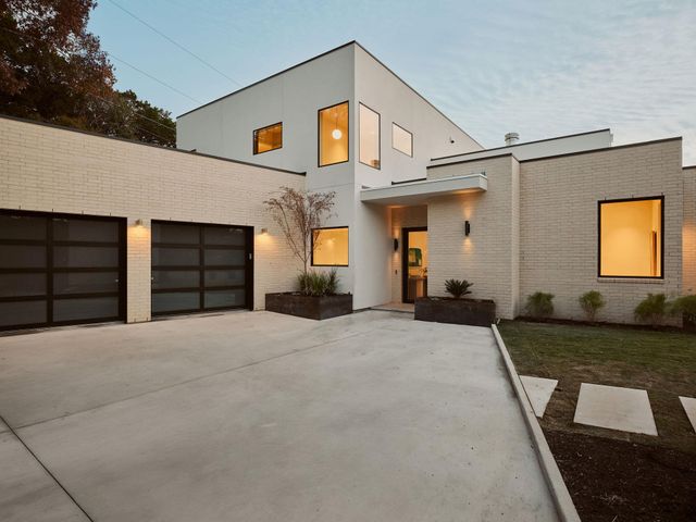 1901 Toro Canyon RD, Austin, TX 78746