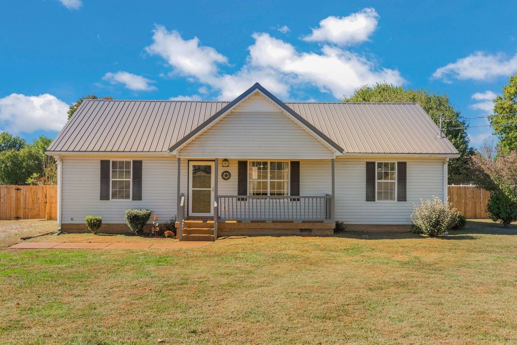 3869 Hearthstone Dr, Chapel Hill, TN 37034