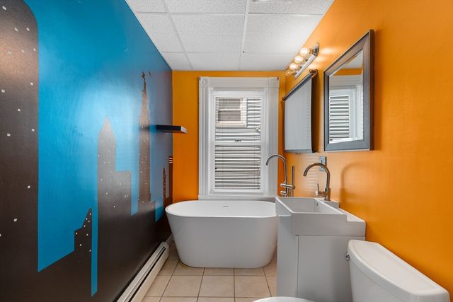 22 Montgomery St, Fall River, MA 02720