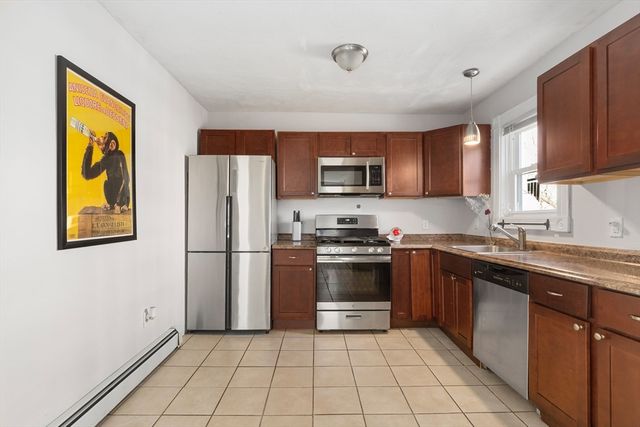 22 Montgomery St, Fall River, MA 02720