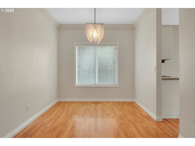 5966 FROST Ln, Lake Oswego, OR 97035