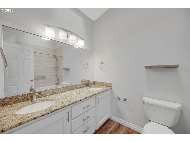5966 FROST Ln, Lake Oswego, OR 97035