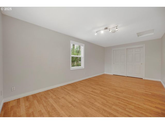 5966 FROST Ln, Lake Oswego, OR 97035