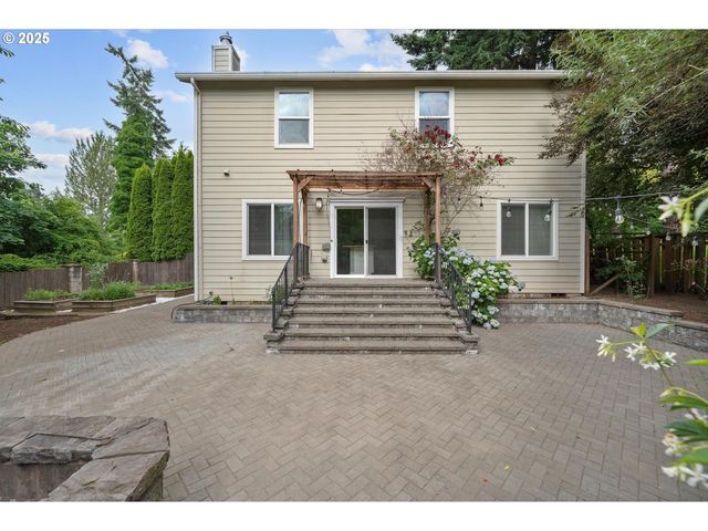 5966 FROST Ln, Lake Oswego, OR 97035