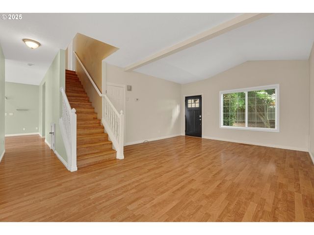 5966 FROST Ln, Lake Oswego, OR 97035