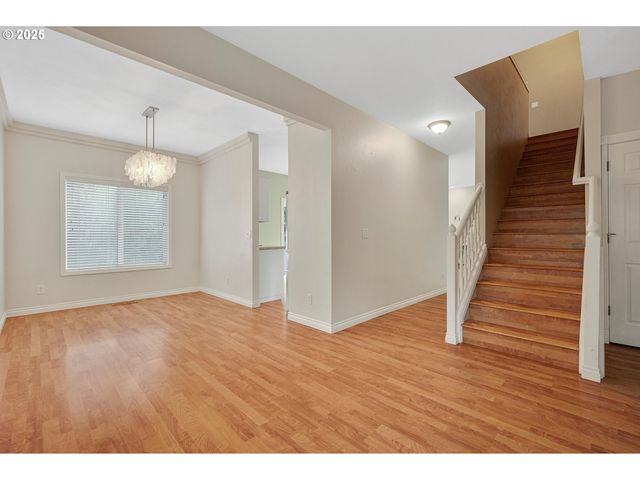 5966 FROST Ln, Lake Oswego, OR 97035