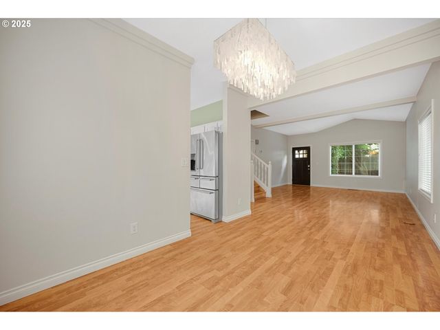 5966 FROST Ln, Lake Oswego, OR 97035