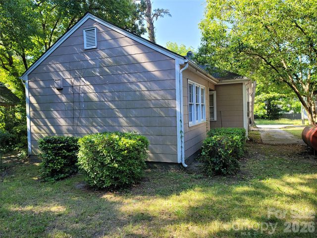 318 W Sixth Avenue, Gastonia, NC 28052