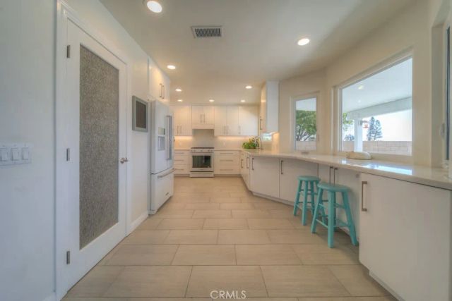 890 W 21 Street, Upland, CA 91784