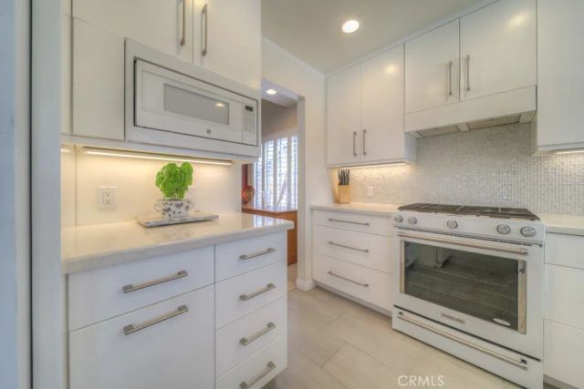 890 W 21 Street, Upland, CA 91784
