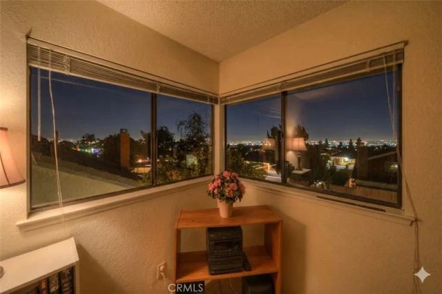 890 W 21 Street, Upland, CA 91784