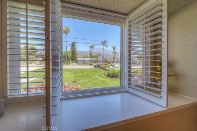 890 W 21 Street, Upland, CA 91784