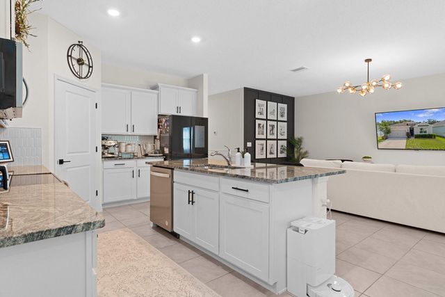 8362 WHEAT STONE DRIVE, Zephyrhills, FL 33540