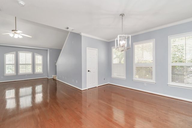 2901 W Dallas Street, Houston, TX 77019