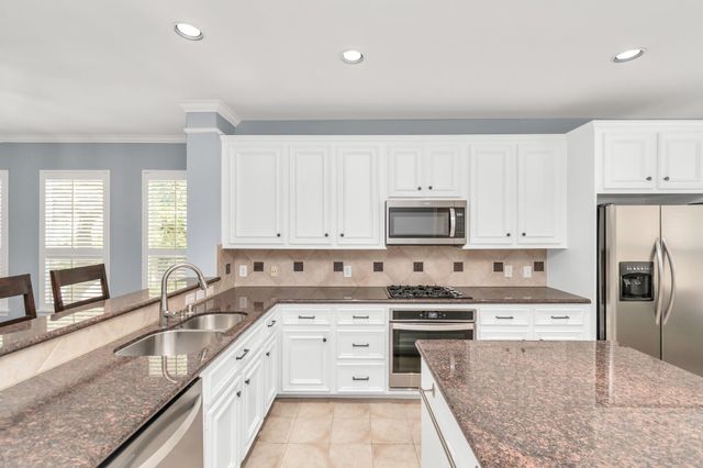 2901 W Dallas Street, Houston, TX 77019