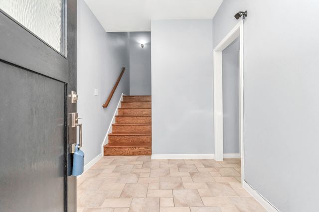 2901 W Dallas Street, Houston, TX 77019