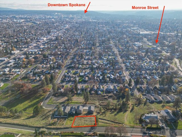 1229 W Courtland Ave, Spokane, WA 99205