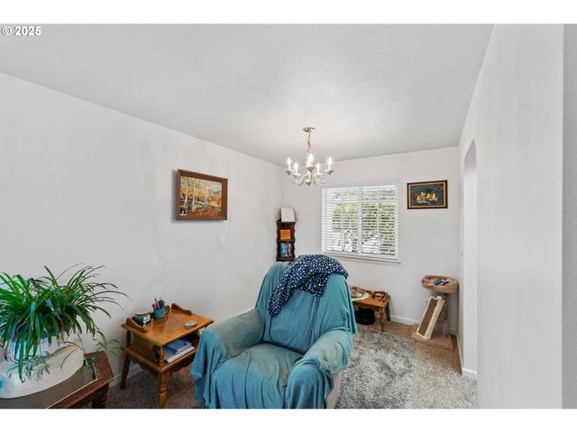 1986 GARFIELD St, North Bend, OR 97459