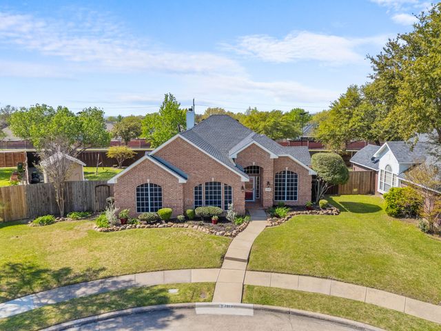 7313 Whitecedar Lane, Rowlett, TX 75089