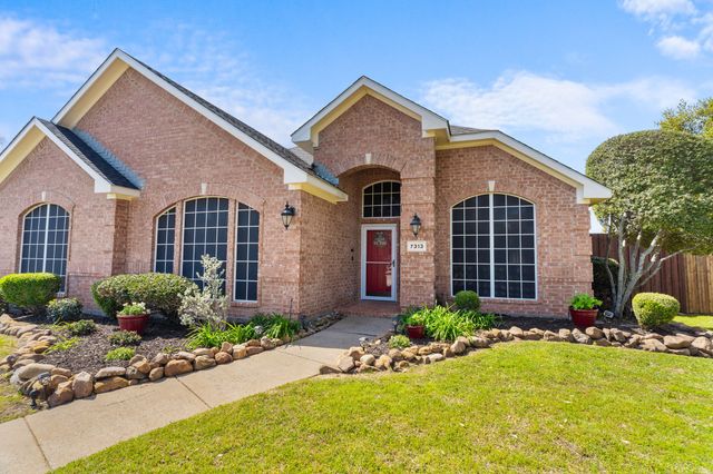 7313 Whitecedar Lane, Rowlett, TX 75089