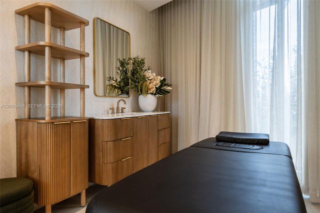 700 NE NE 24TH ST 3002A, Miami, FL 33137