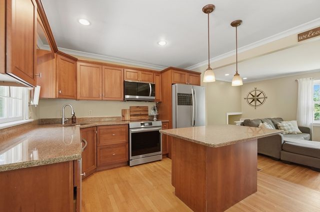 712 Berkley Street, Berkley, MA 02779