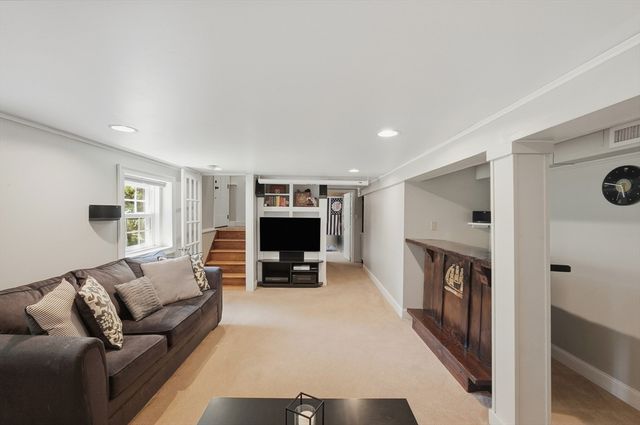 712 Berkley Street, Berkley, MA 02779
