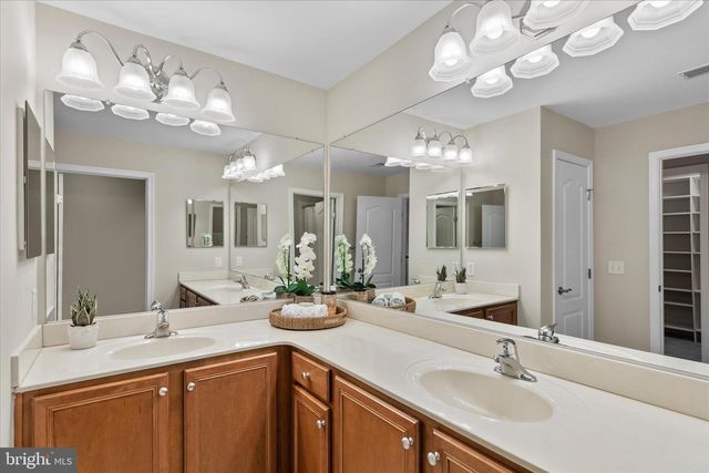 11748 MAID AT ARMS LN, Berlin, MD 21811