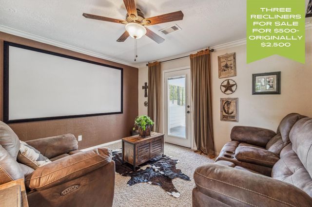 300 Brook Hollow Drive, Conroe, TX 77385