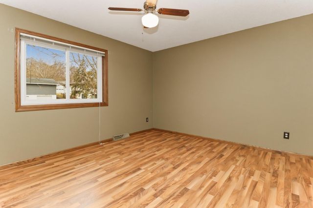 811 3rd Avenue N, Sartell, MN 56377