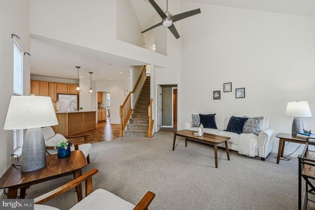 325 PIERCE RUN, Newark, DE 19702