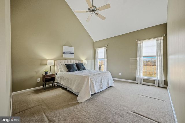 325 PIERCE RUN, Newark, DE 19702