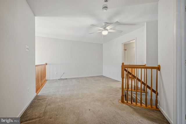 325 PIERCE RUN, Newark, DE 19702