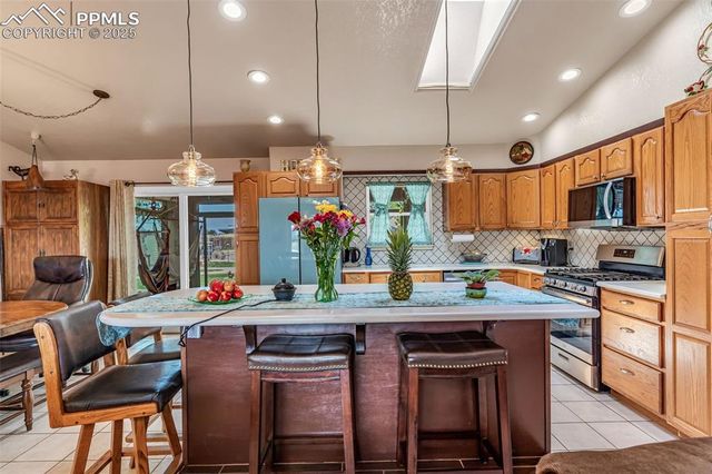 886 S Camino De Bravo, Pueblo West, CO 81007