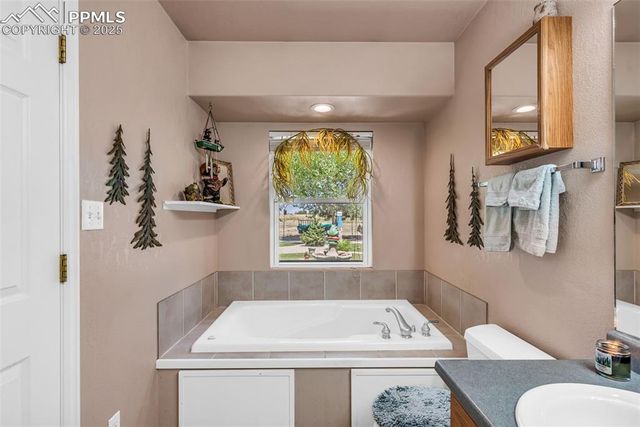 886 S Camino De Bravo, Pueblo West, CO 81007