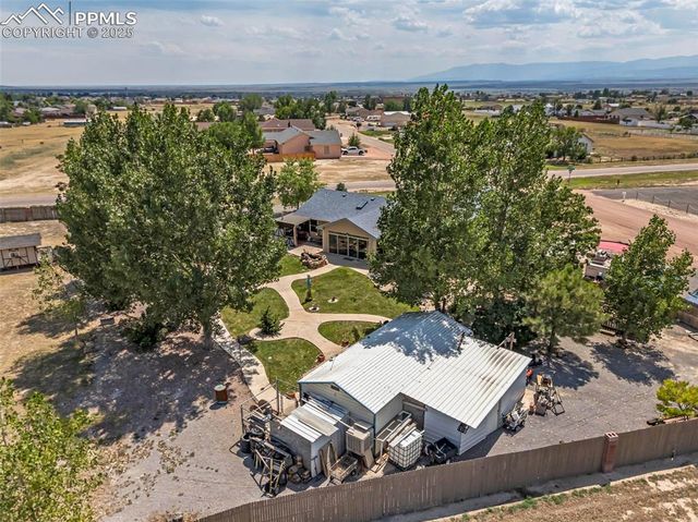 886 S Camino De Bravo, Pueblo West, CO 81007