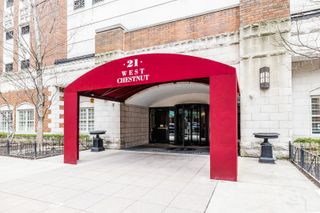 21 W Chestnut Street 907, Chicago, IL 60610