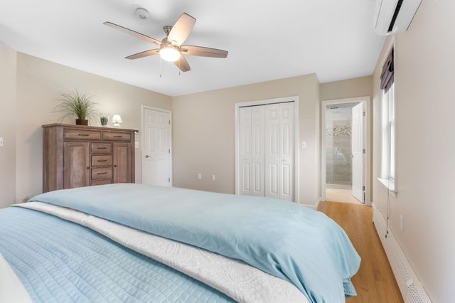 21 Hedman Avenue, Hampton, NH 03842