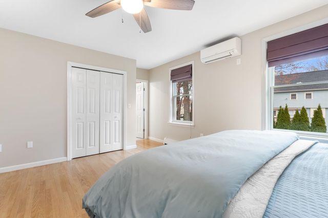 21 Hedman Avenue, Hampton, NH 03842