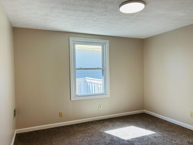 9553 Olde Woods Drive, West Chester, OH 45011