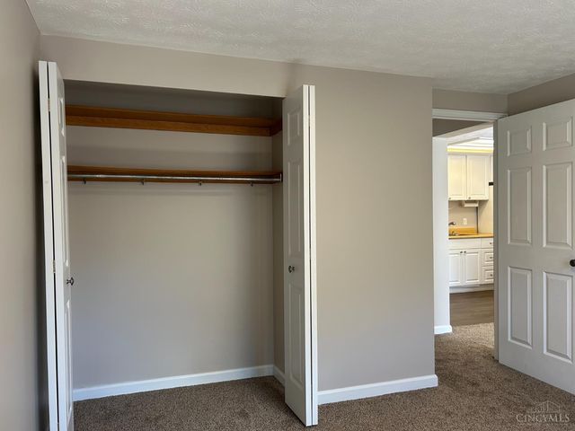 9553 Olde Woods Drive, West Chester, OH 45011